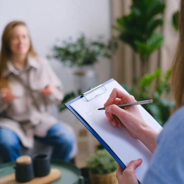 How Cognitive Psychology Shapes Daily Behavior